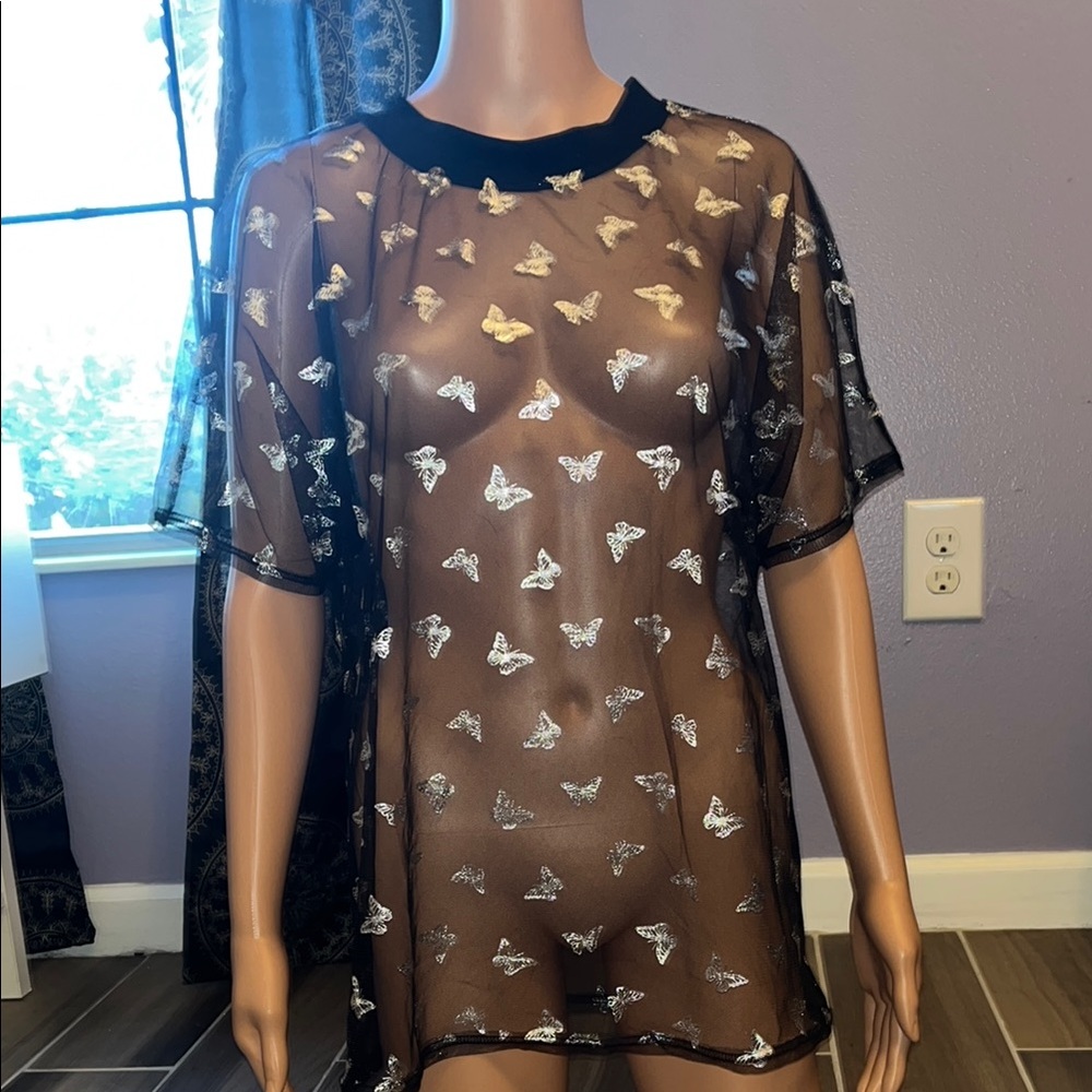 iHeartRaves Black and White Oversized Boxy T-Shirt